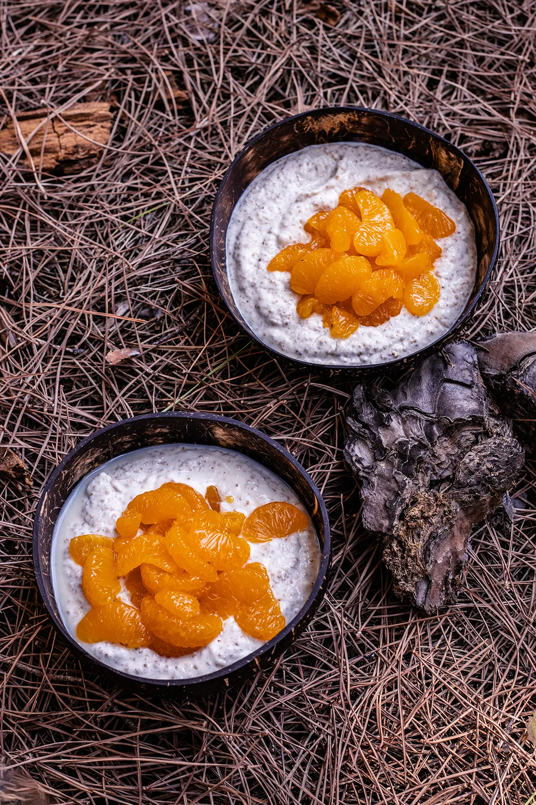 Schüssel mit gepufftem Amaranth, Joghurt und frischen Mandarinchen als gesundes Amaranth Rezept zum Frühstück