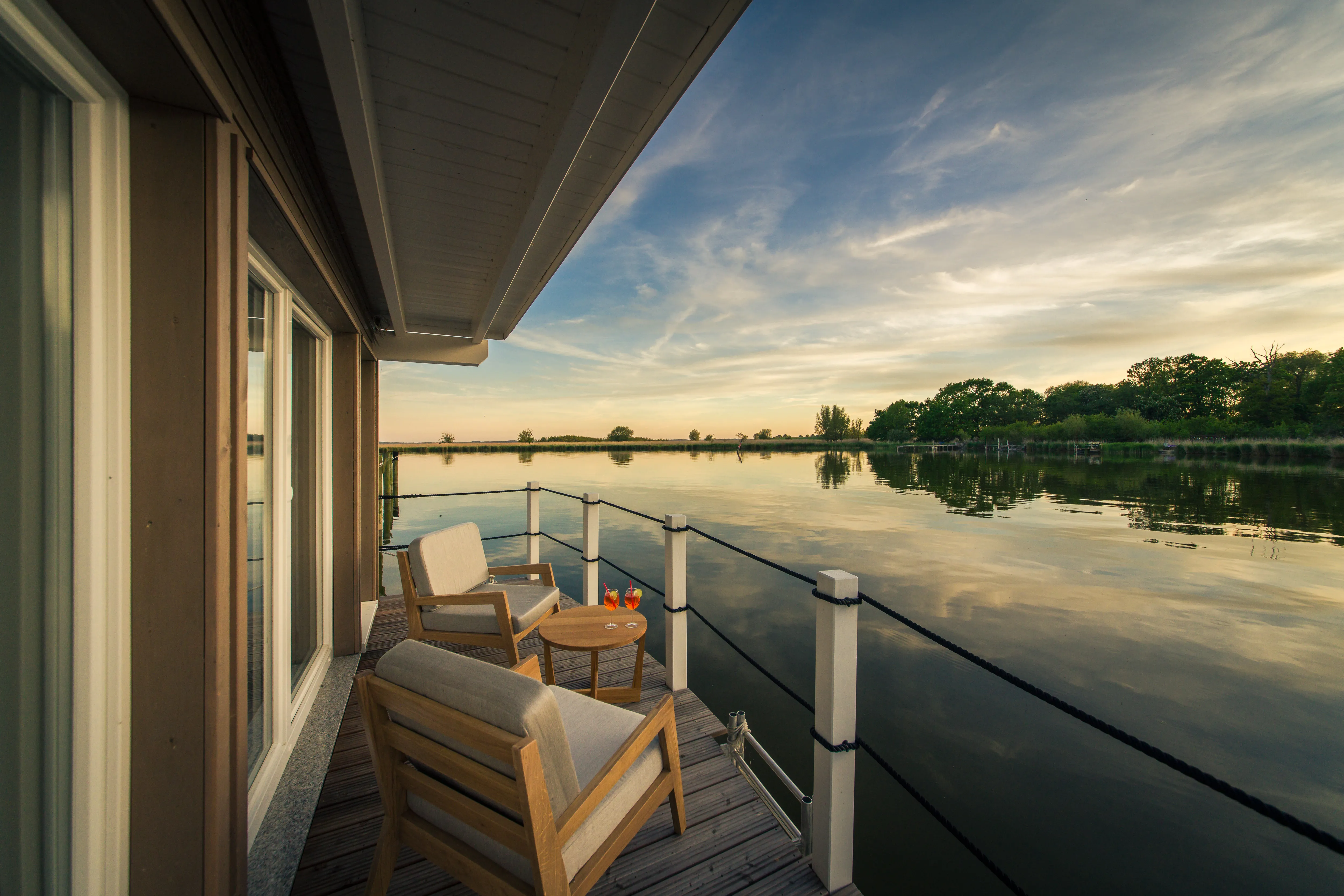Schwimmende Suiten auf Usedom für eine einzigartige Übernachtung am Wasser