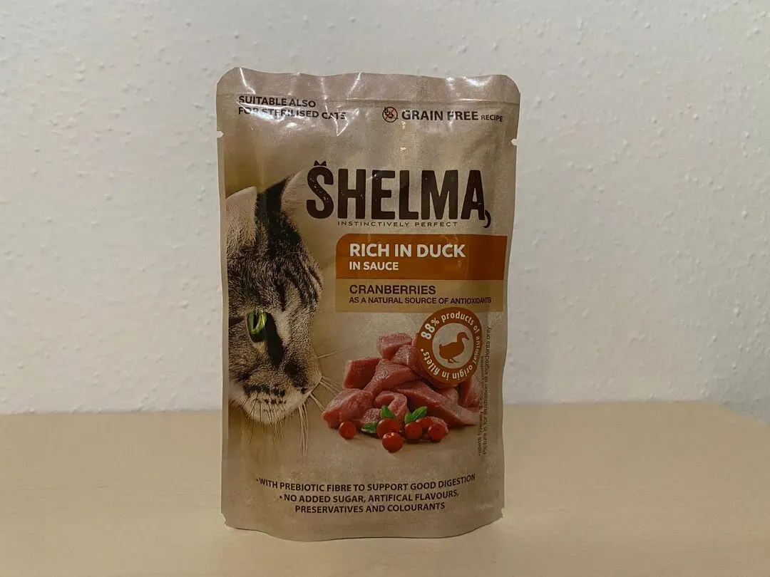 Shelma Nassfutter mit Ente und Cranberry