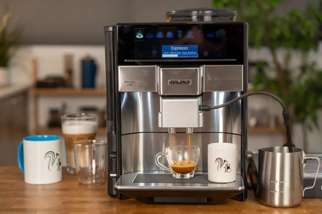 Siemens EQ6 Kaffeevollautomat Espressobezug