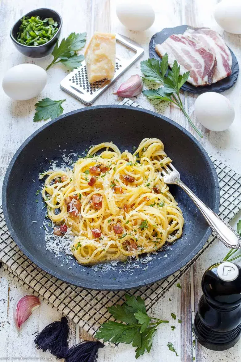 Spaghetti Carbonara bereit zum Genuss