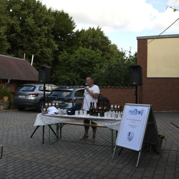 Stimmungsvolle Siegerehrung am Abend in der Unstrut Promenade in Freyburg