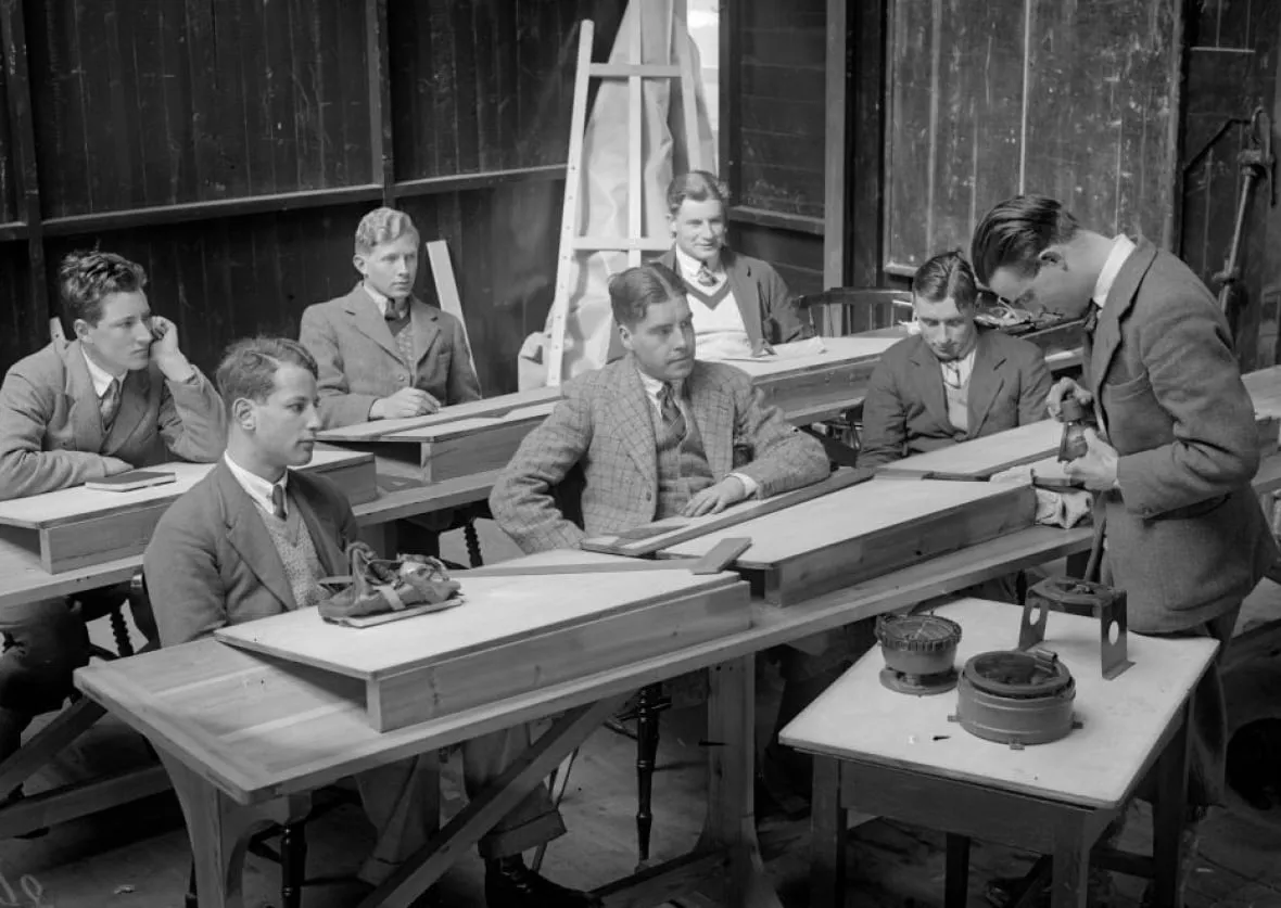 Studenten in Oxford und Cambridge, 1930