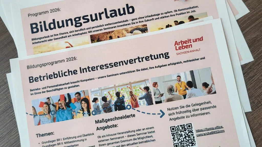 Teilnehmende bei einem Seminar zu Bildungsurlaub und Weiterbildung