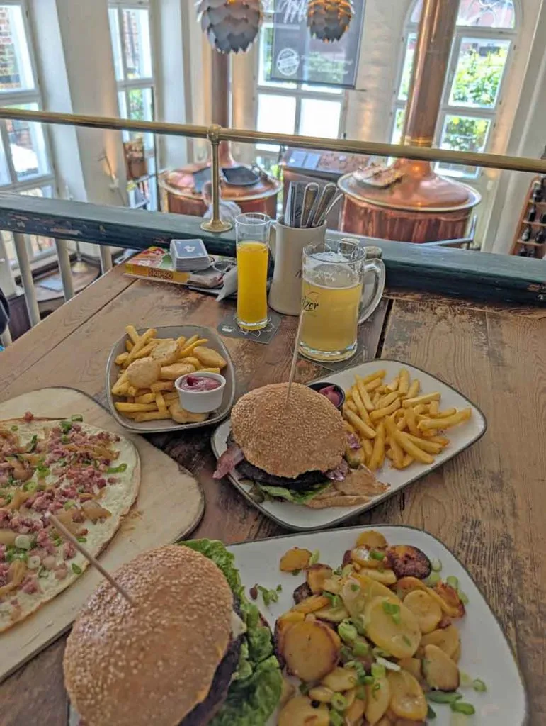 Traditionelles Restaurant "Mälzer" in Lüneburg mit eigenem Brauhaus