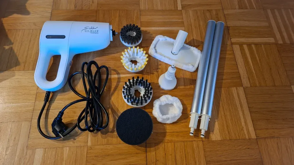 Umfangreicher Lieferumfang des Sichler Dampfreinigers
