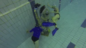 Unterwasserrugby Training im Stadtbad