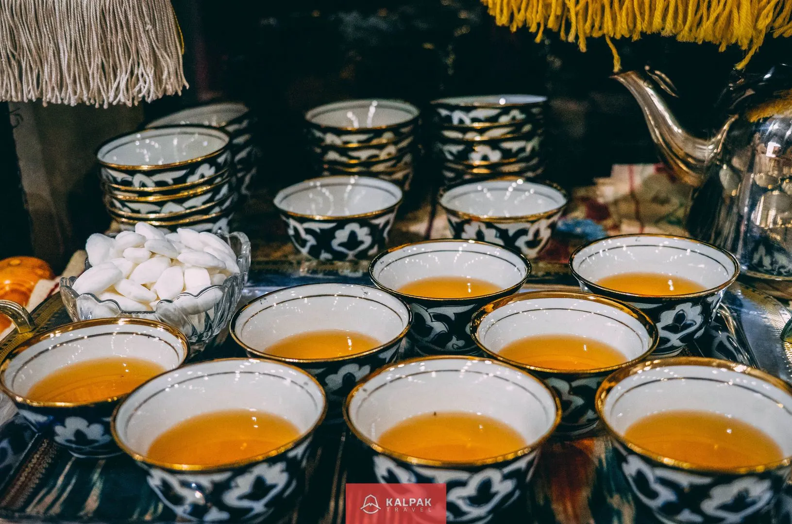 Usbekischer Tee, Tradition mit Baumwollmuster