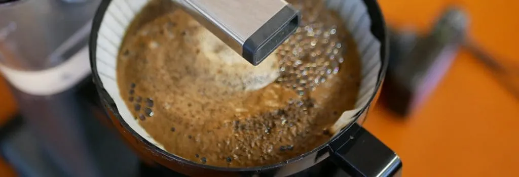 Visualisierung ungleichmäßiger Kaffee-Extraktion ohne Rühren beim Filterkaffee