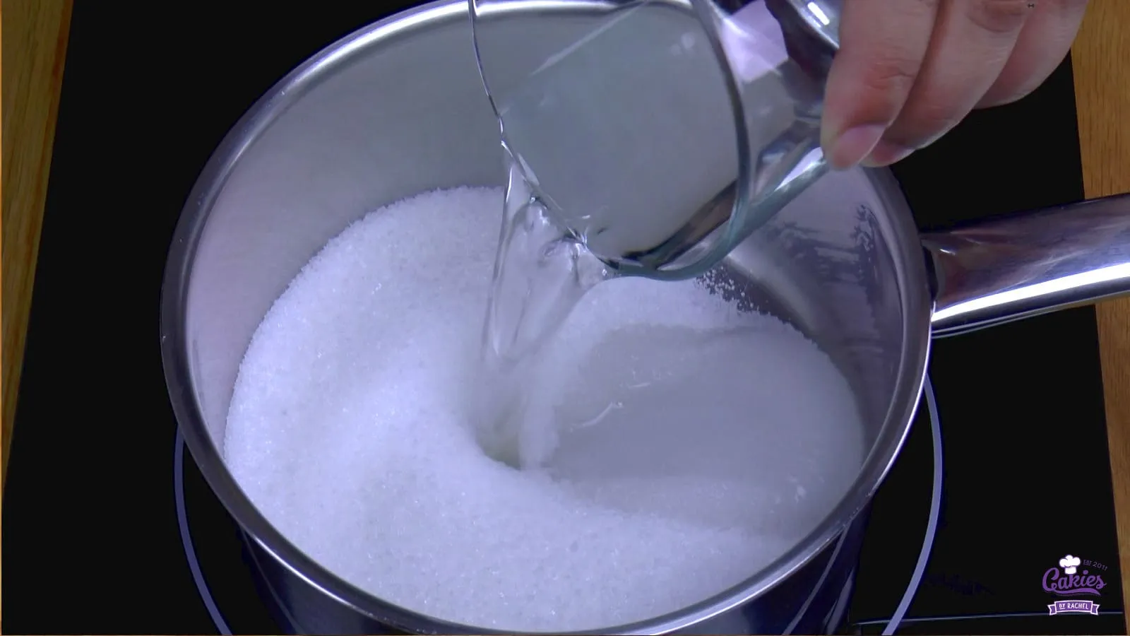 Wasser wird hinzugefügt