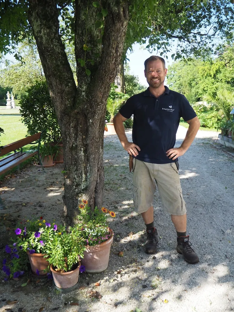 … wir haben das Glück, ihn mit dem Gartendirektor Stefan Kastenhofer höchstpersönlich zu bewundern.