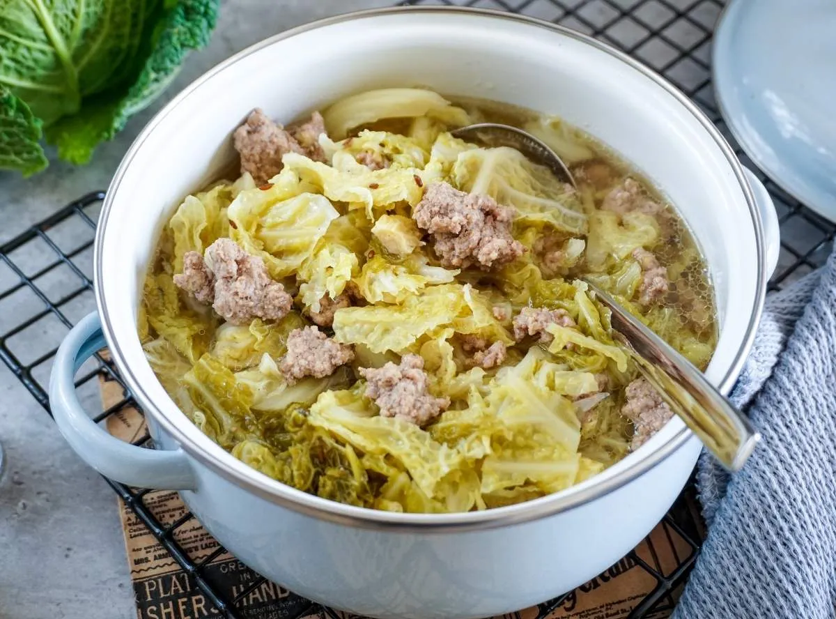 Wirsingeintopf mit Hackfleisch nach Omas Rezept