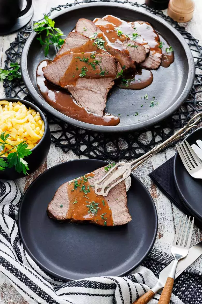 Zarter Rinderbraten, frisch aus dem Ofen