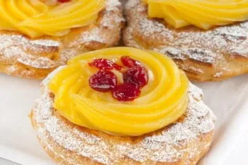 Zeppole italienisches Gebäck
