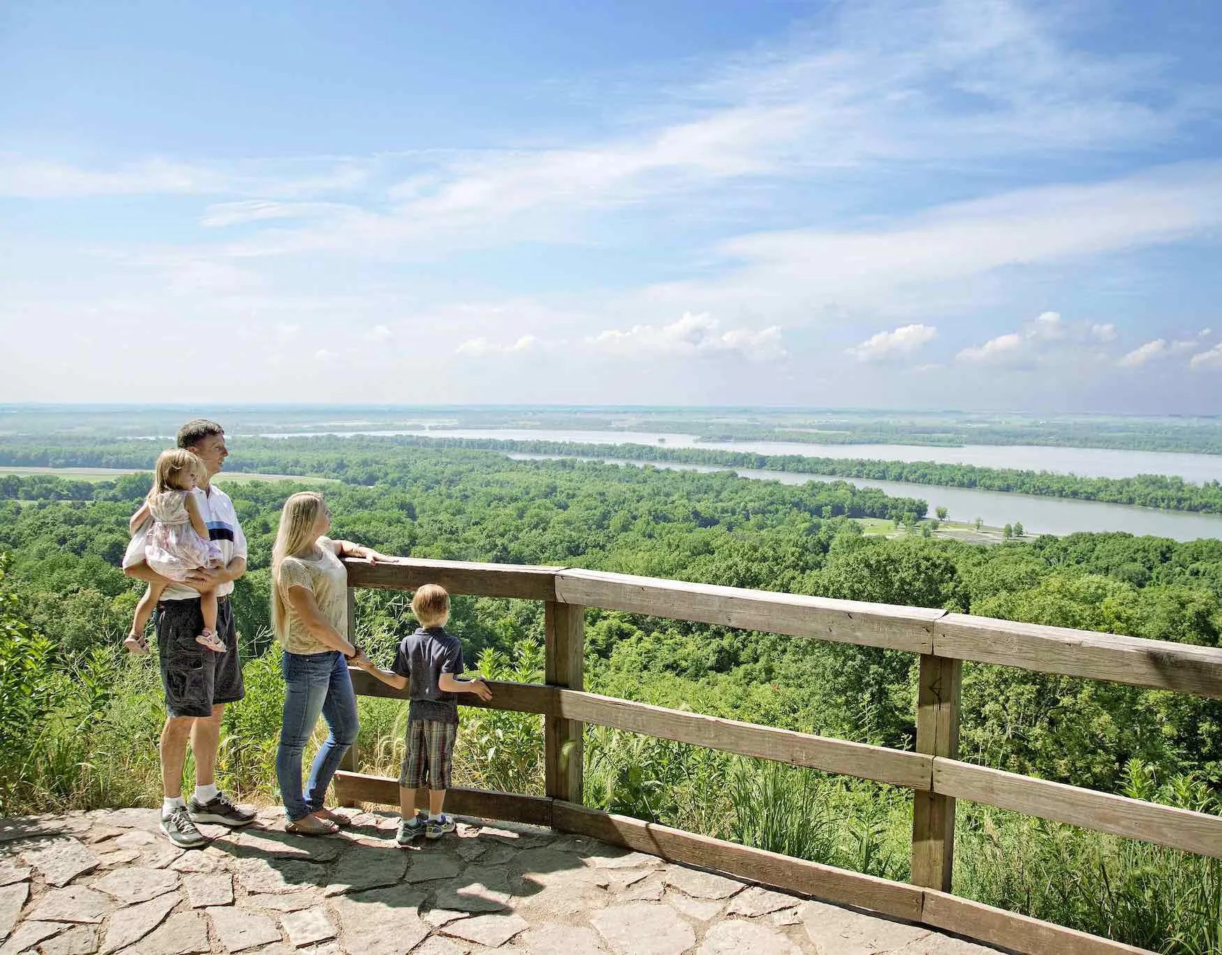 Atemberaubender Blick vom McAdams Peak im Pere Marquette State Park in Illinois