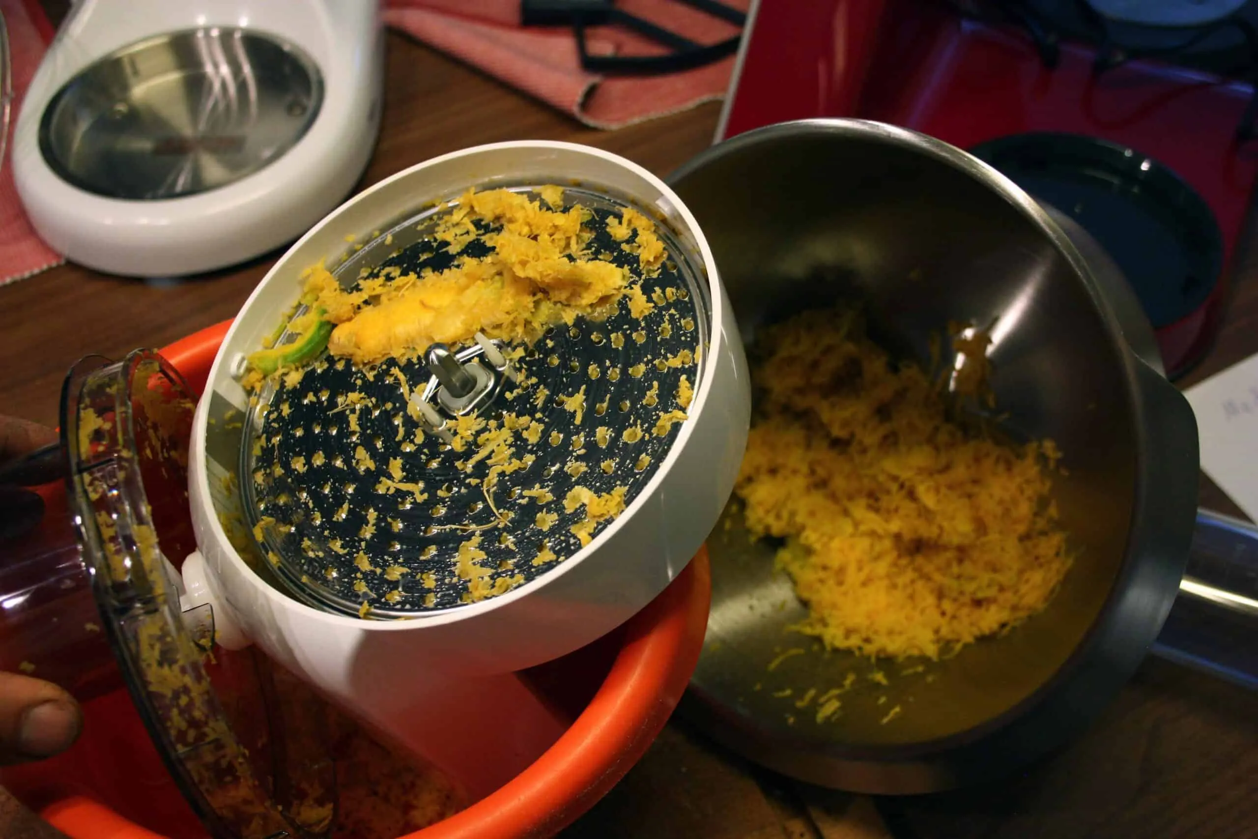 Bosch MUM5 CreationLine mit Multi-Zerkleinerer