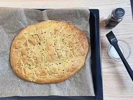 Den Teigling im Ofen backen.