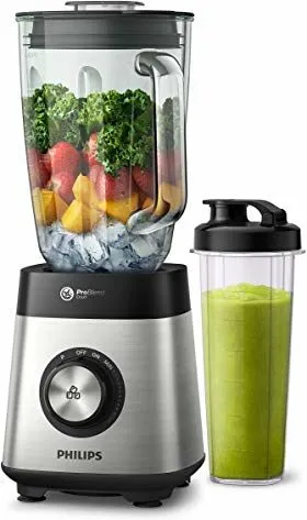 Der Philips HR3573/90 Smoothie-Maker mit Glasbehälter und Trinkflasche.