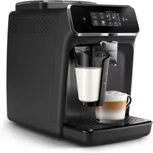 Der Philips Series 2300 Kaffeevollautomat mit Milchschaumsystem auf einer Küchenarbeitsplatte