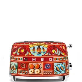 Der Smeg TSF01DGEU Toaster von Dolce & Gabbana mit Trinacria-Symbol
