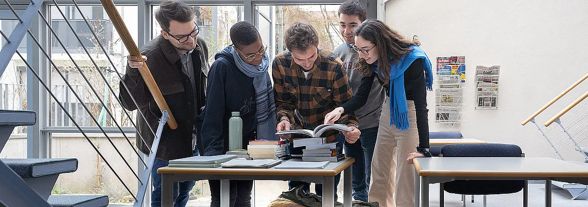 DFJW-JuniorbotschafterInnen aus Deutschland und Frankreich zu Gast am dfi