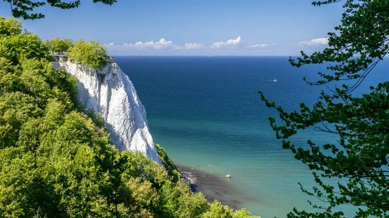 Die beeindruckenden Kreidefelsen auf Rügen im Nationalpark Jasmund