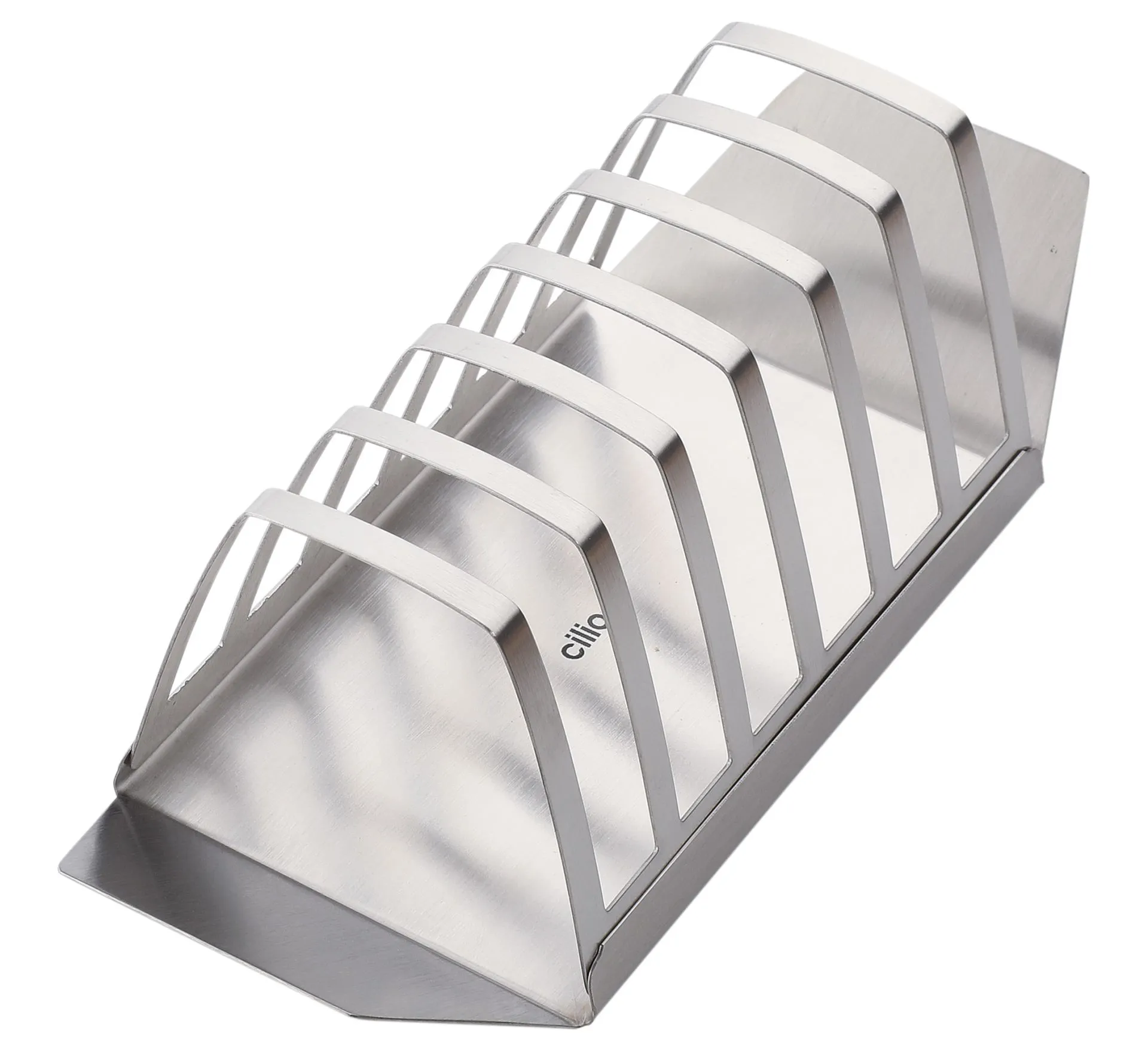 Ein glänzender cilio Toasthalter aus Edelstahl, gefüllt mit sechs perfekt gerösteten Toastscheiben