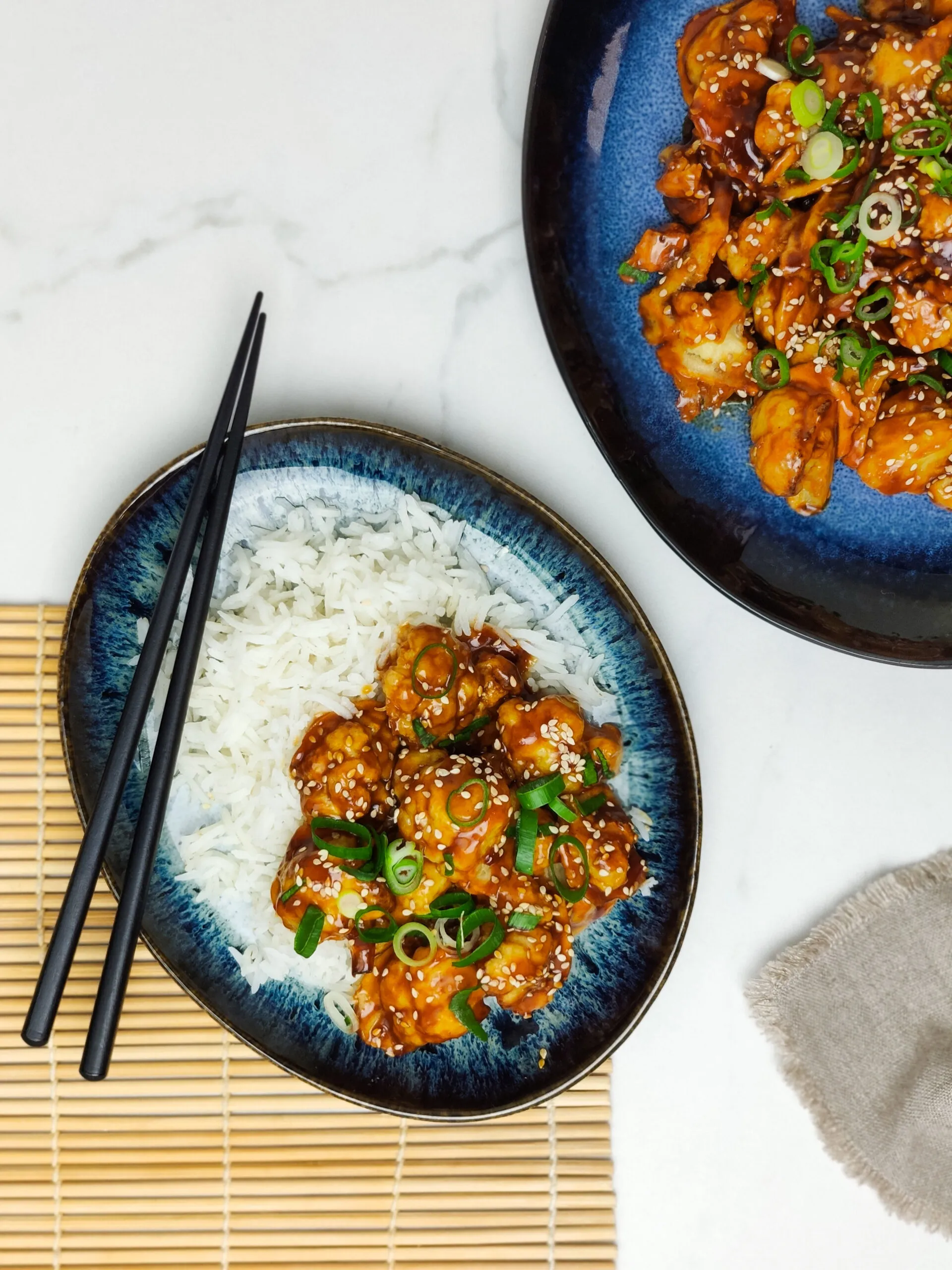Fertiger knuspriger Blumenkohl süß-sauer