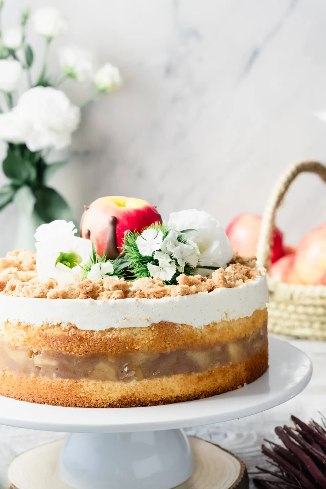 Fruchtiger Apfelkuchen mit Streuseln