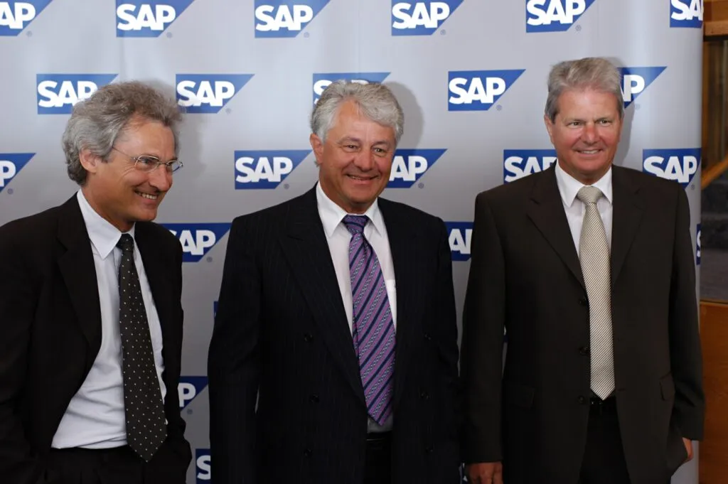 Hasso Plattner auf der Hauptversammlung 2003