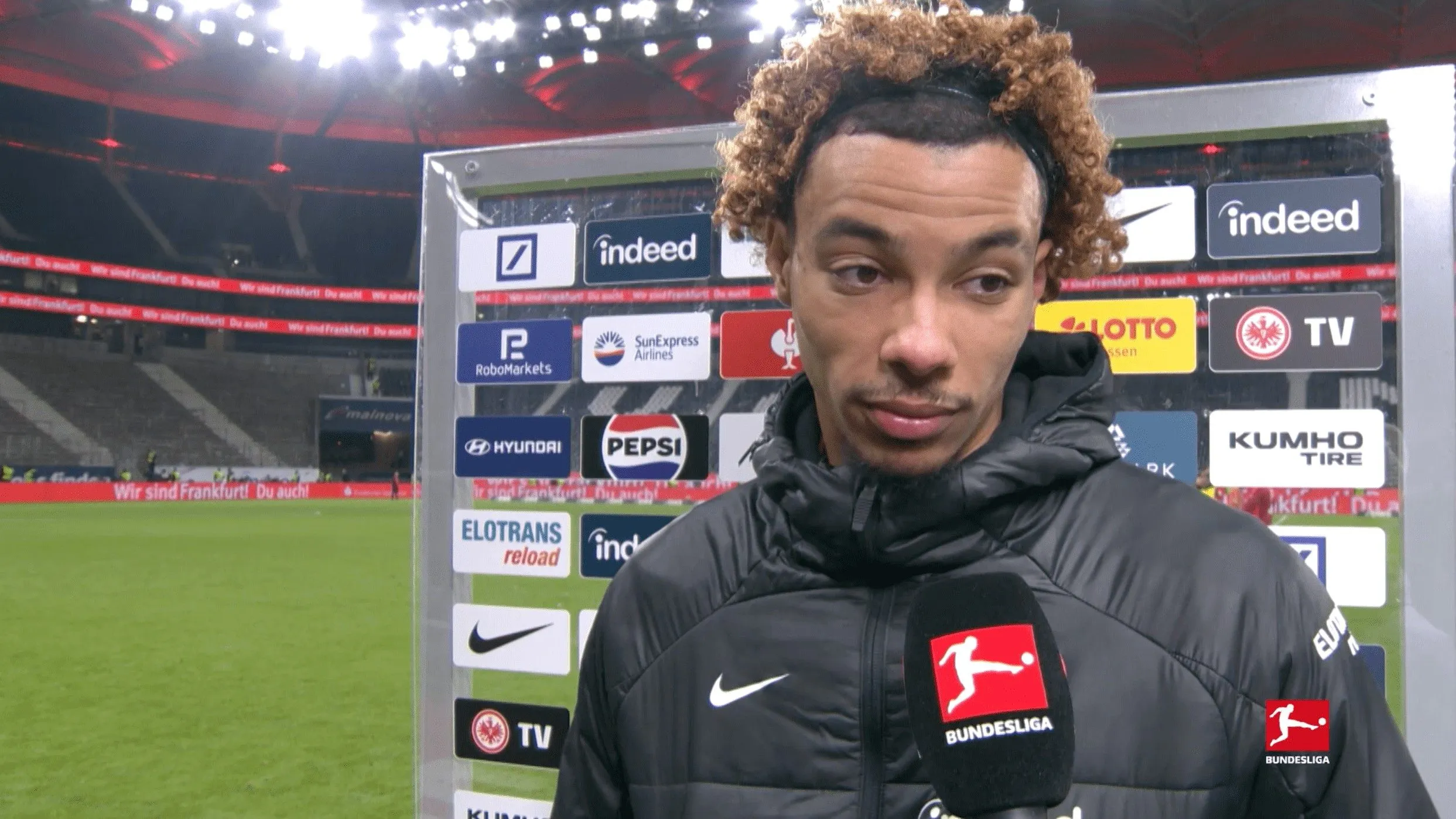 Hugo Ekitiké im Spiel gegen Bayern