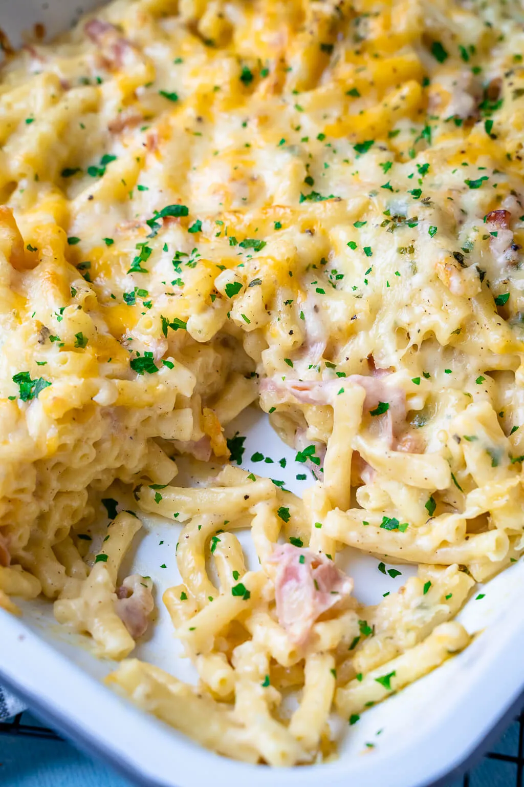 Köstliche Käse-Schinken-Makkaroni aus dem Ofen, schnell zubereitet