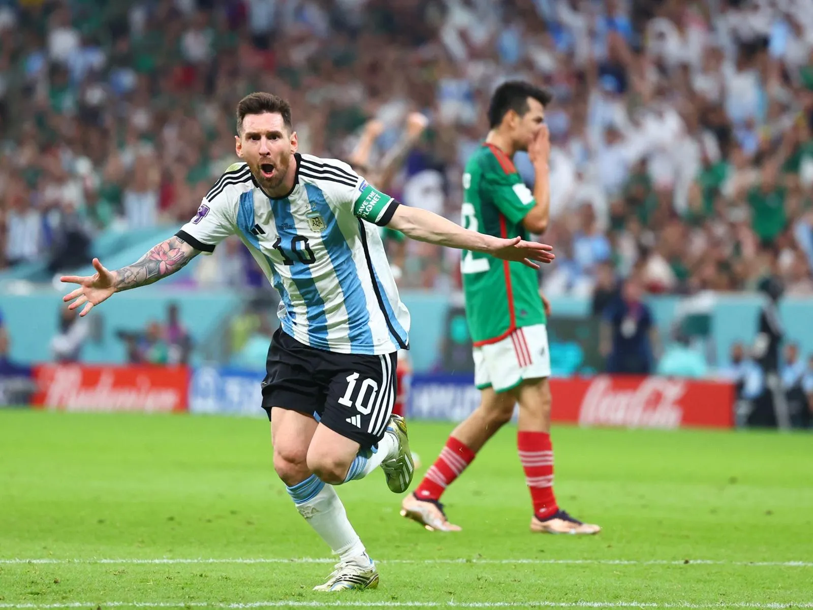 Lionel Messi von Argentinien jubelt bei der WM 2022.