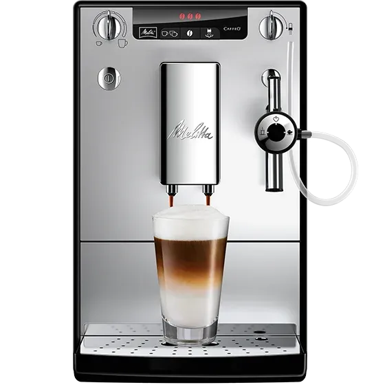 Melitta Caffeo Solo Perfect Milk in Silber, Ansicht von vorne mit einer Kaffeetasse