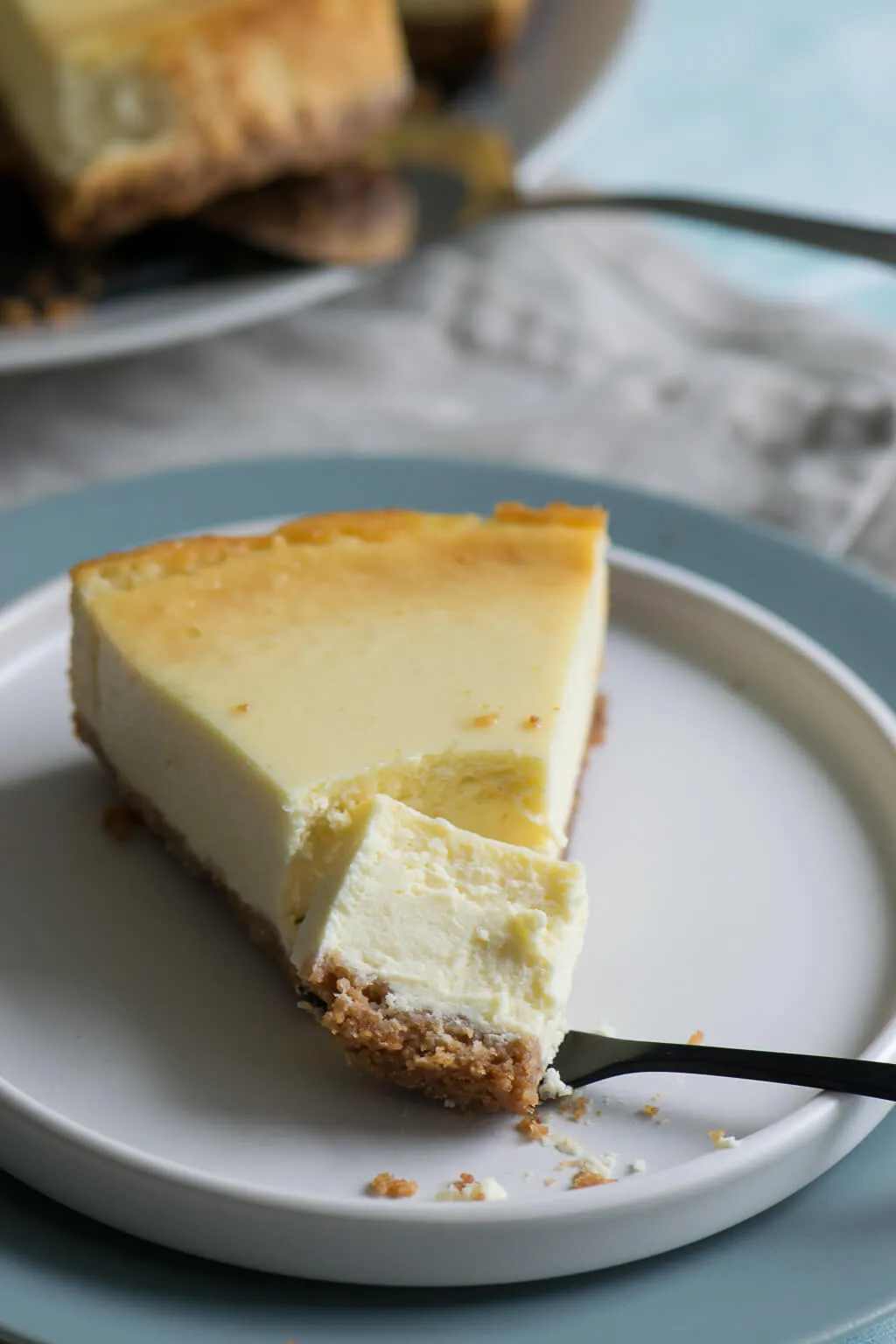 New York Cheesecake mit Fruchtsauce