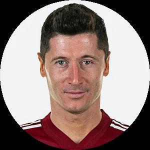 Robert Lewandowski erhält eine Gelbe Karte im Champions League Viertelfinale