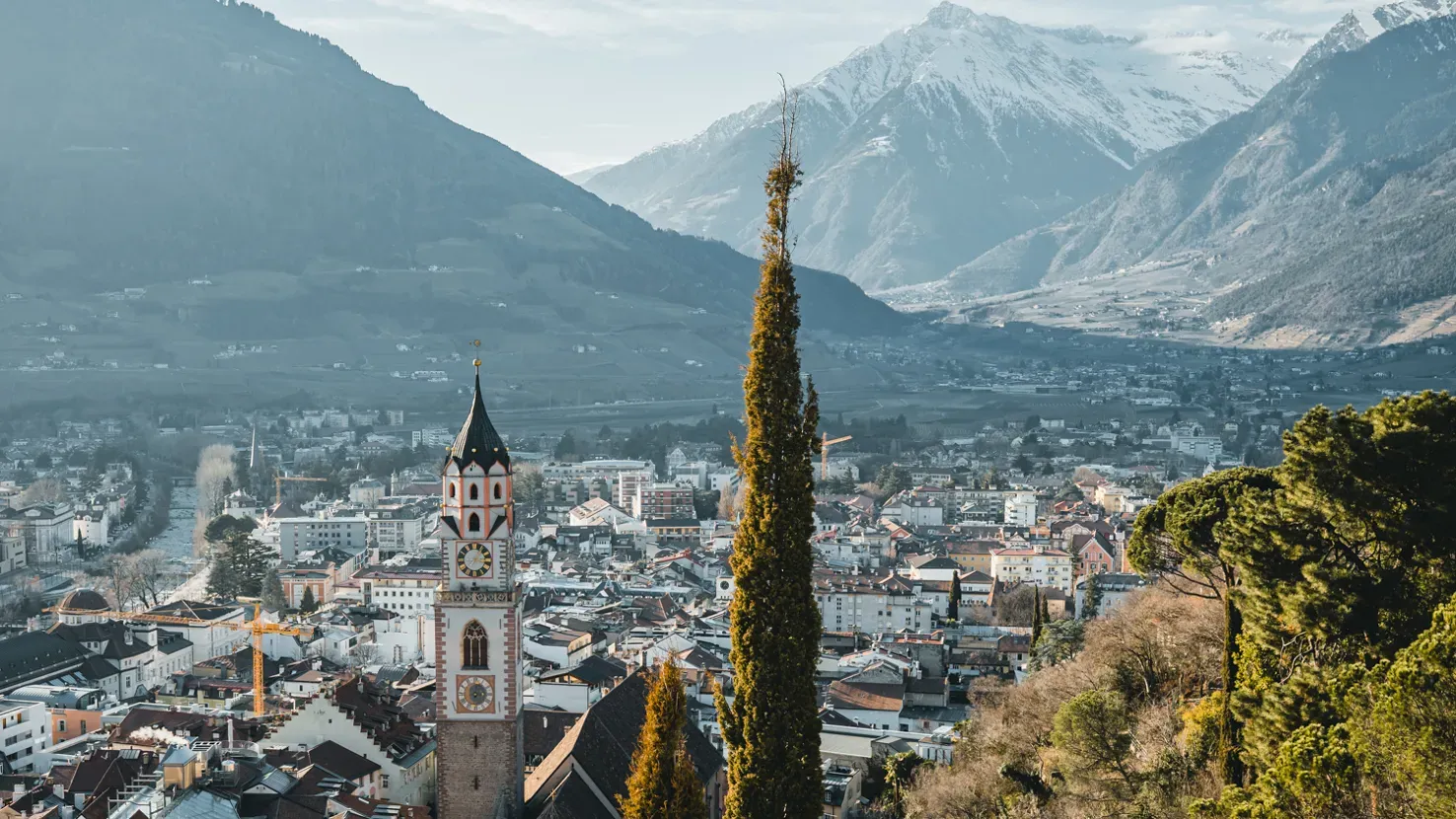Romantische Lauben in Meran im winterlichen Glanz