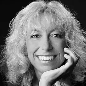 SARS-CoV-2 Viruspartikel und die ACE2-Rezeptoren bei Haustieren, die eine Infektion ermöglichen.