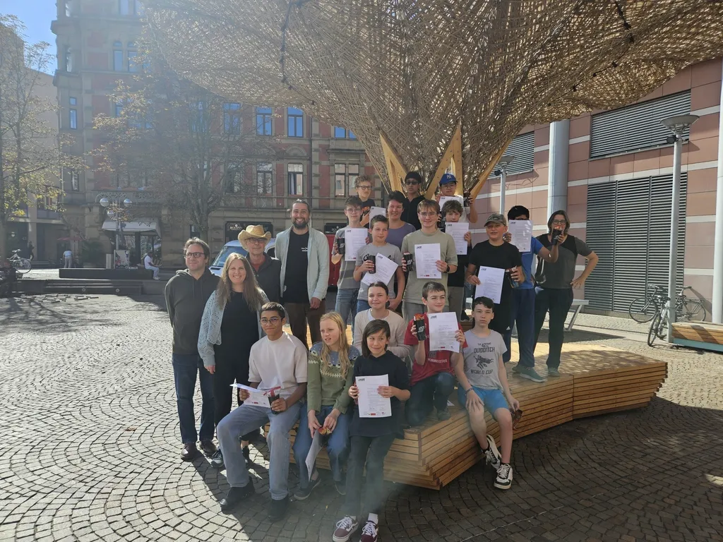 Schülerinnen und Schüler beim Science Camp Klima und Umwelt