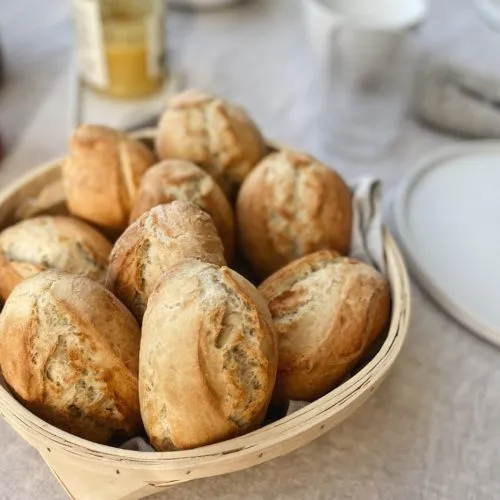 Selbstgebackene Brötchen