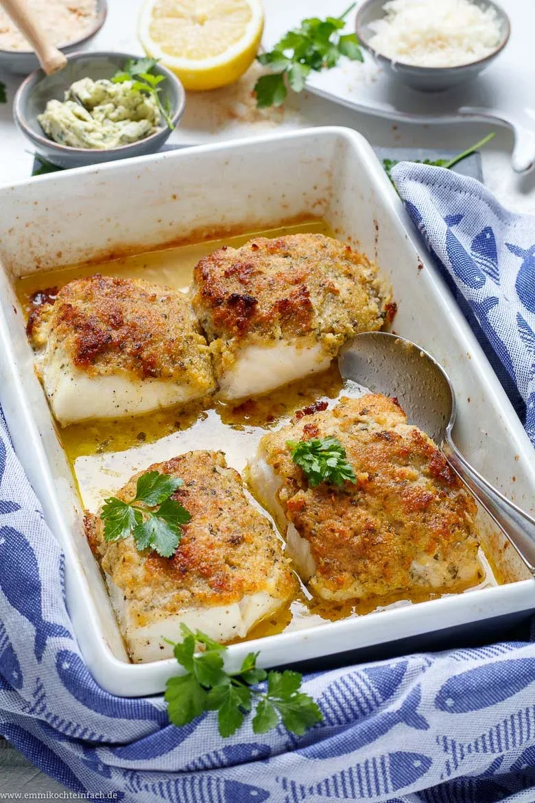 Selbstgemachtes Schlemmerfilet à la Bordelaise mit Kräuterbutter und Parmesan