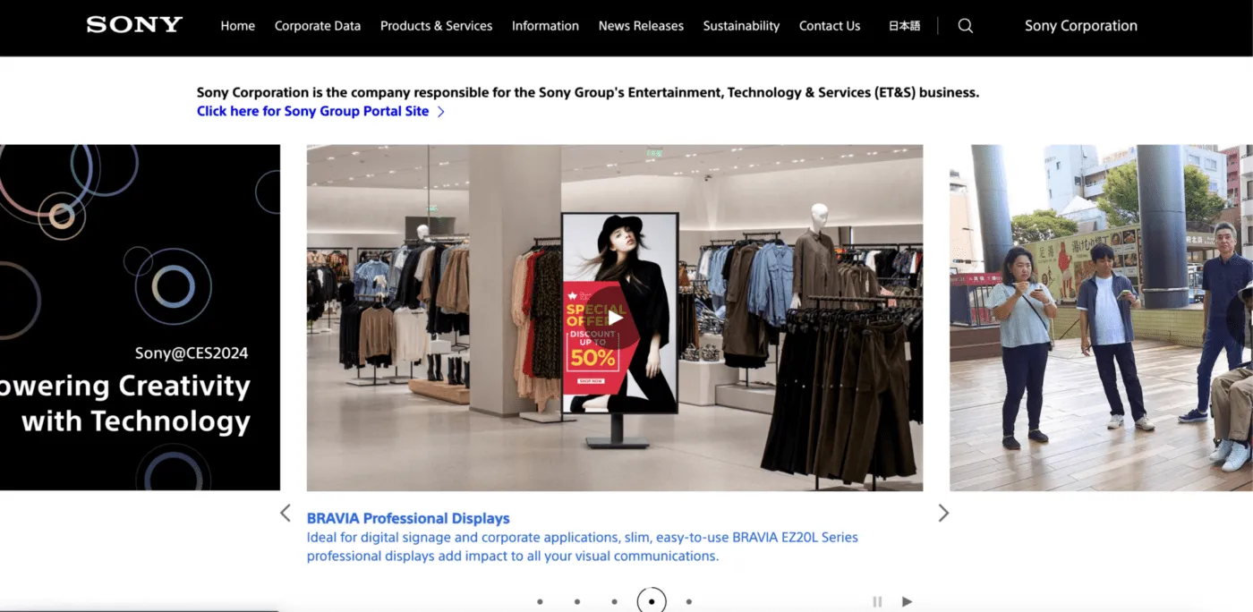 Sony PlayStation Konsole und Controller mit einem Bildschirm