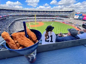 Spielplan für Sportveranstaltungen in New York mit dem NY Yankees Logo