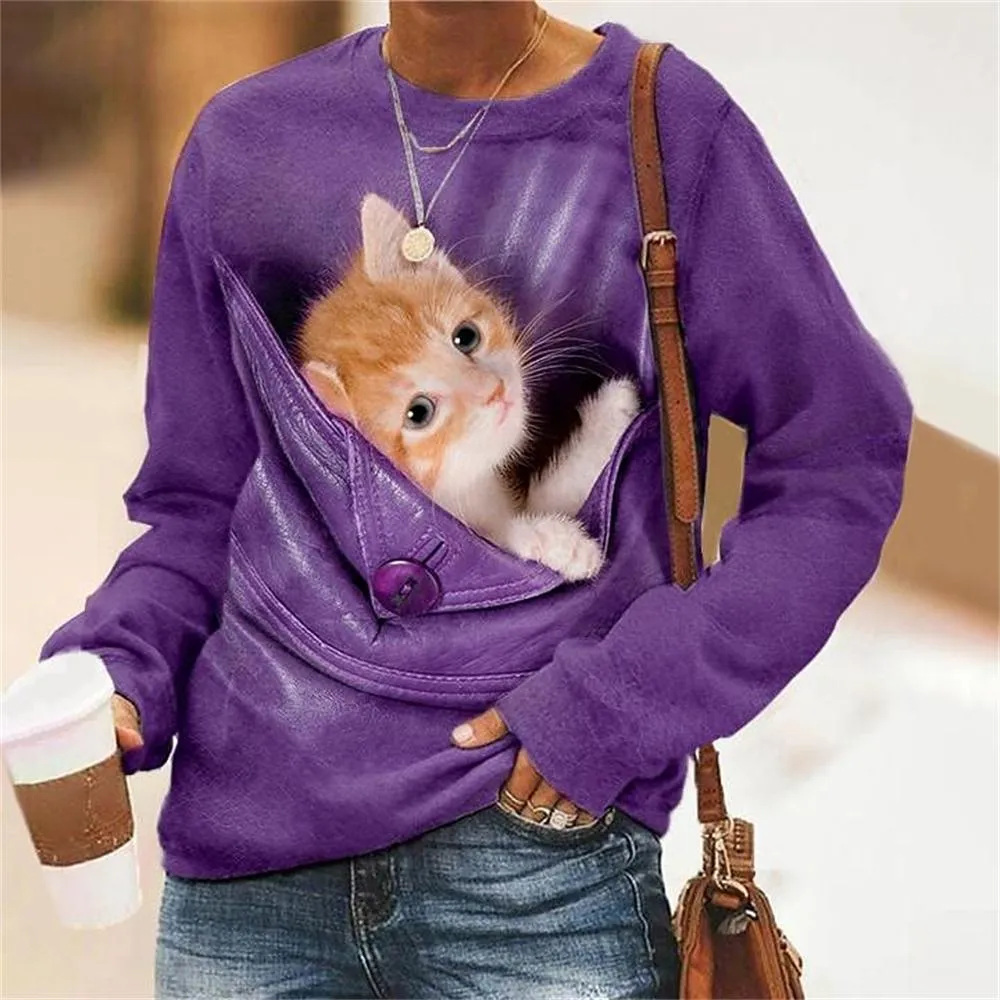 Süßes Katzenmotiv auf einem Pullover, das den Kawaii-Trend widerspiegelt