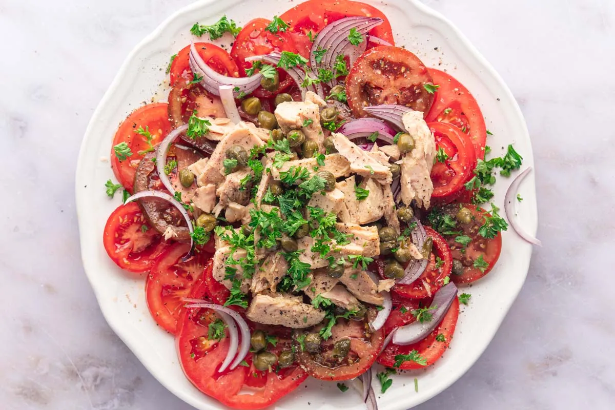 Tomaten-Thunfisch-Salat nach spanischer Art