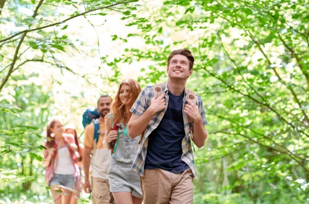 Wandergruppe in der Natur