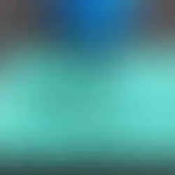 Nahaufnahme der einzelnen Bestandteile der Piranha-Pflanze wie Zähne, Lippen und Blätter, aus Fondant geformt.