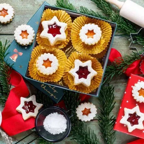 Spitzbuben Rezept mit Marmelade