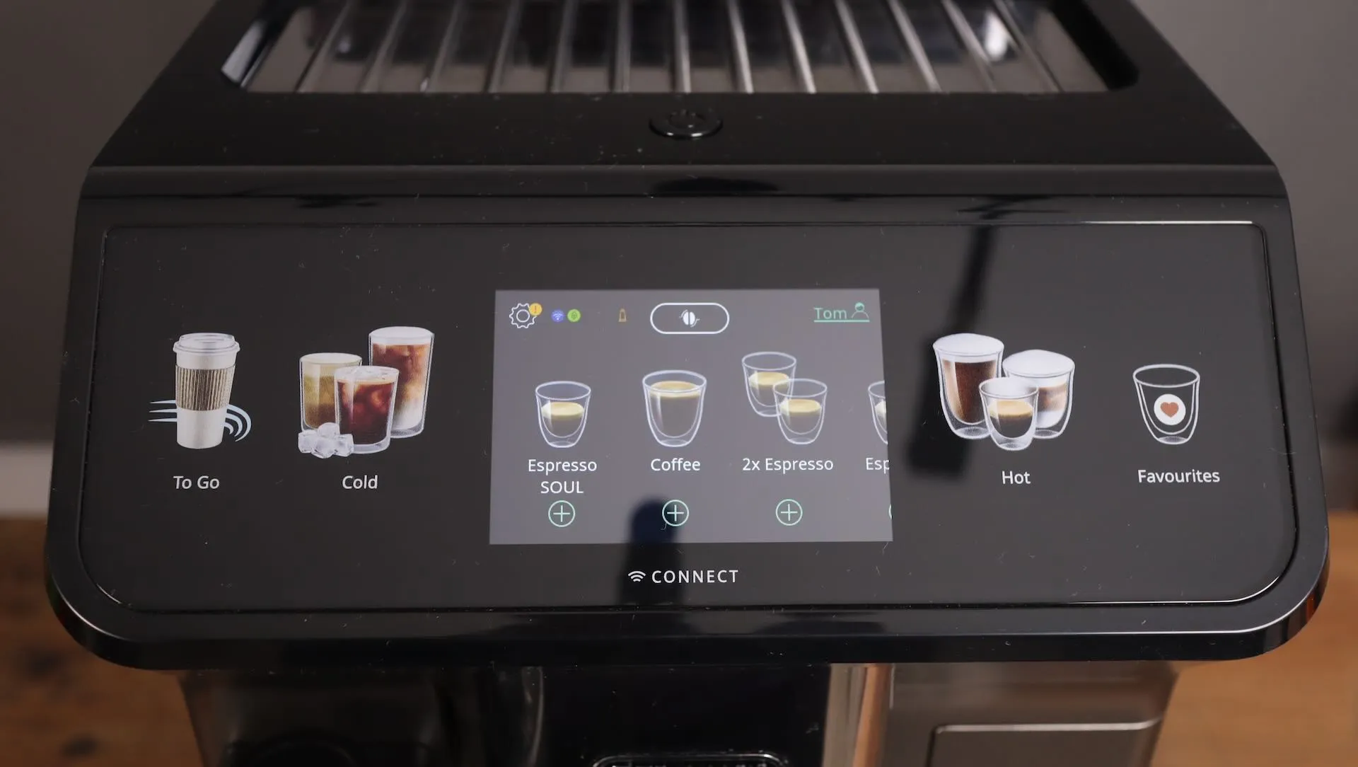 DeLonghi Eletta Explore mit Touch-Display