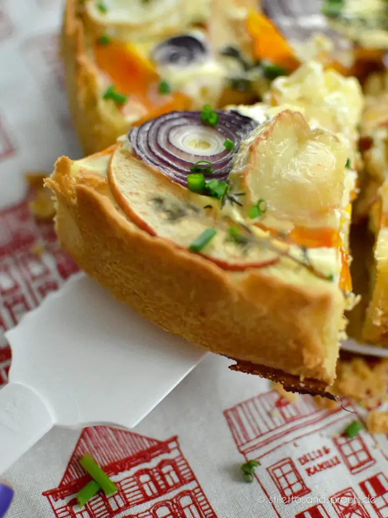 Kürbis Quiche mit Ziegenkäse